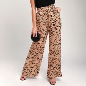 NWT Lulu's Spotted You Leopard Print Paperbag Waist Pants